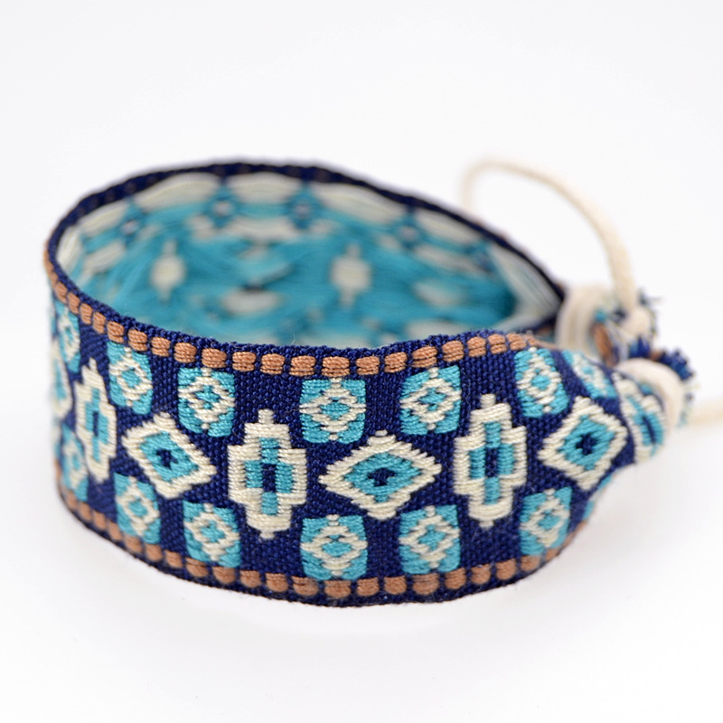 Phong Cách Dân Tộc Thời Trang  - đánh giá và giá Ethnic Fashion Brand